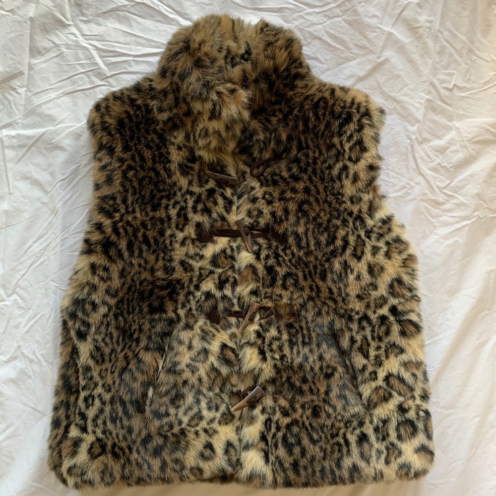 Faux Leopard Vest by Baxis